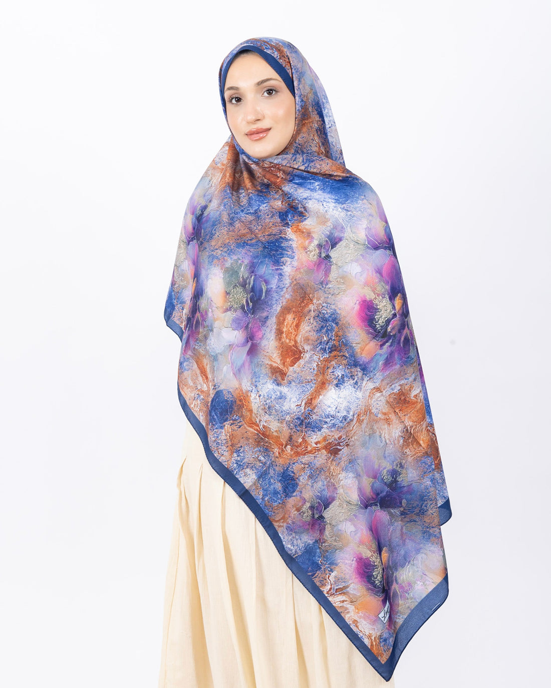 Mikro Soft Şal D009 İndigo Mavi, çiçekli desenli, 75 × 185 cm şal – görsel 2