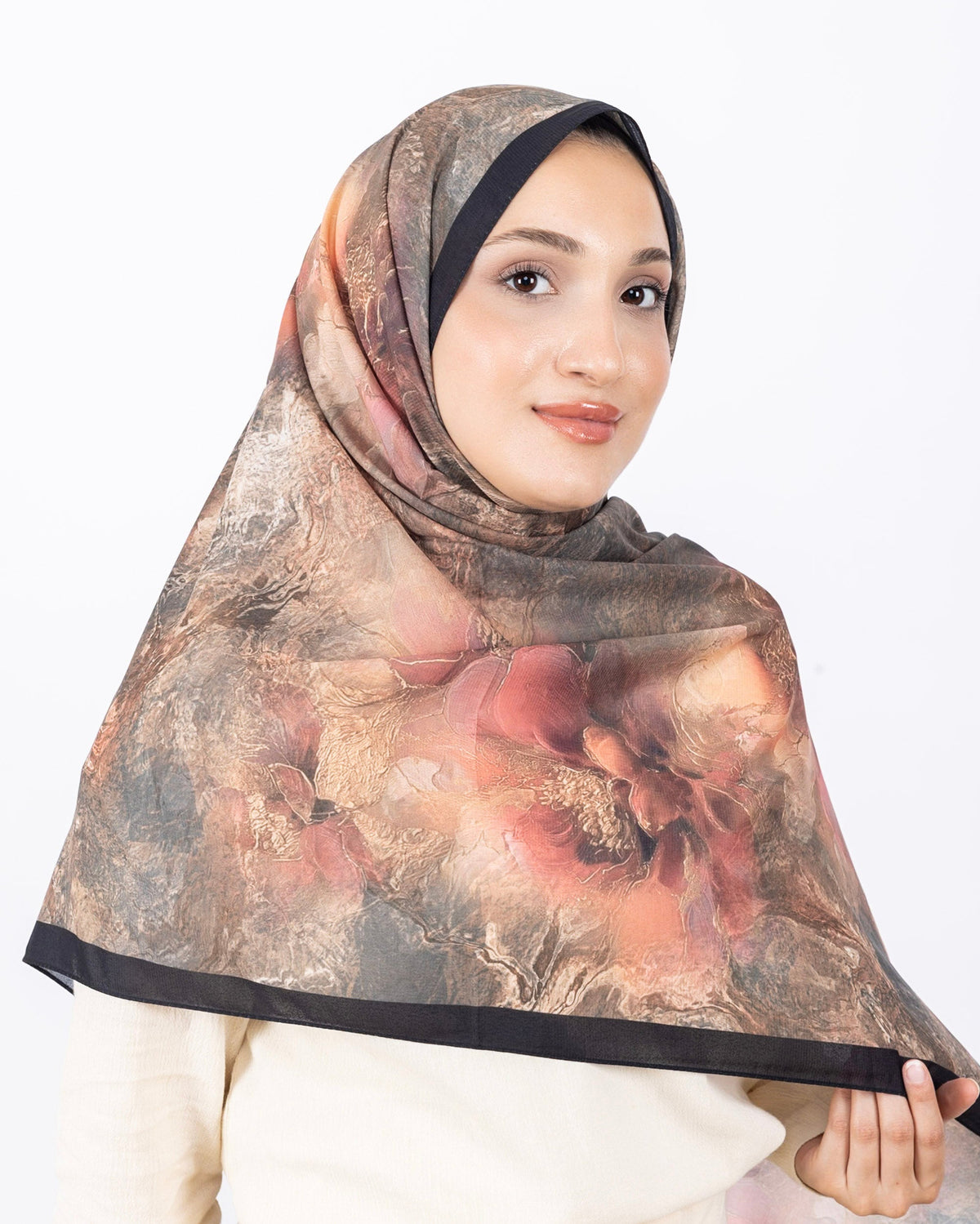 Mikro Soft Şal D009 Siyah, çiçekli desenli, 75 × 185 cm şal – görsel 3