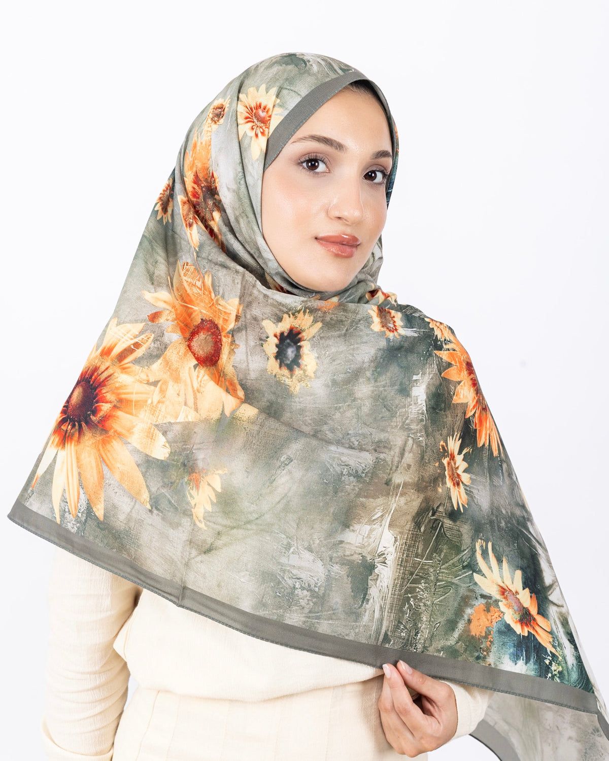 Mikro Soft Şal D002 Haki, çiçekli desenli, 75 × 185 cm şal – görsel 1