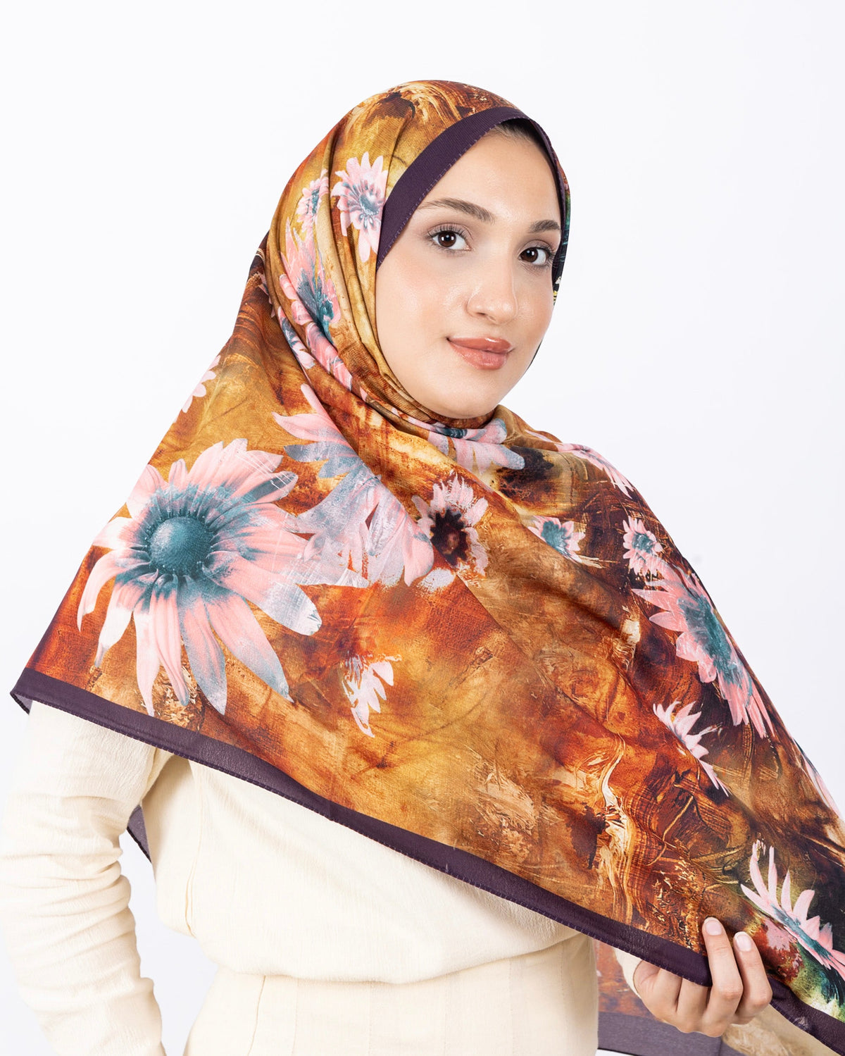 Mikro Soft Şal D002 Mürdüm, çiçekli desenli, 75 × 185 cm şal – görsel 4