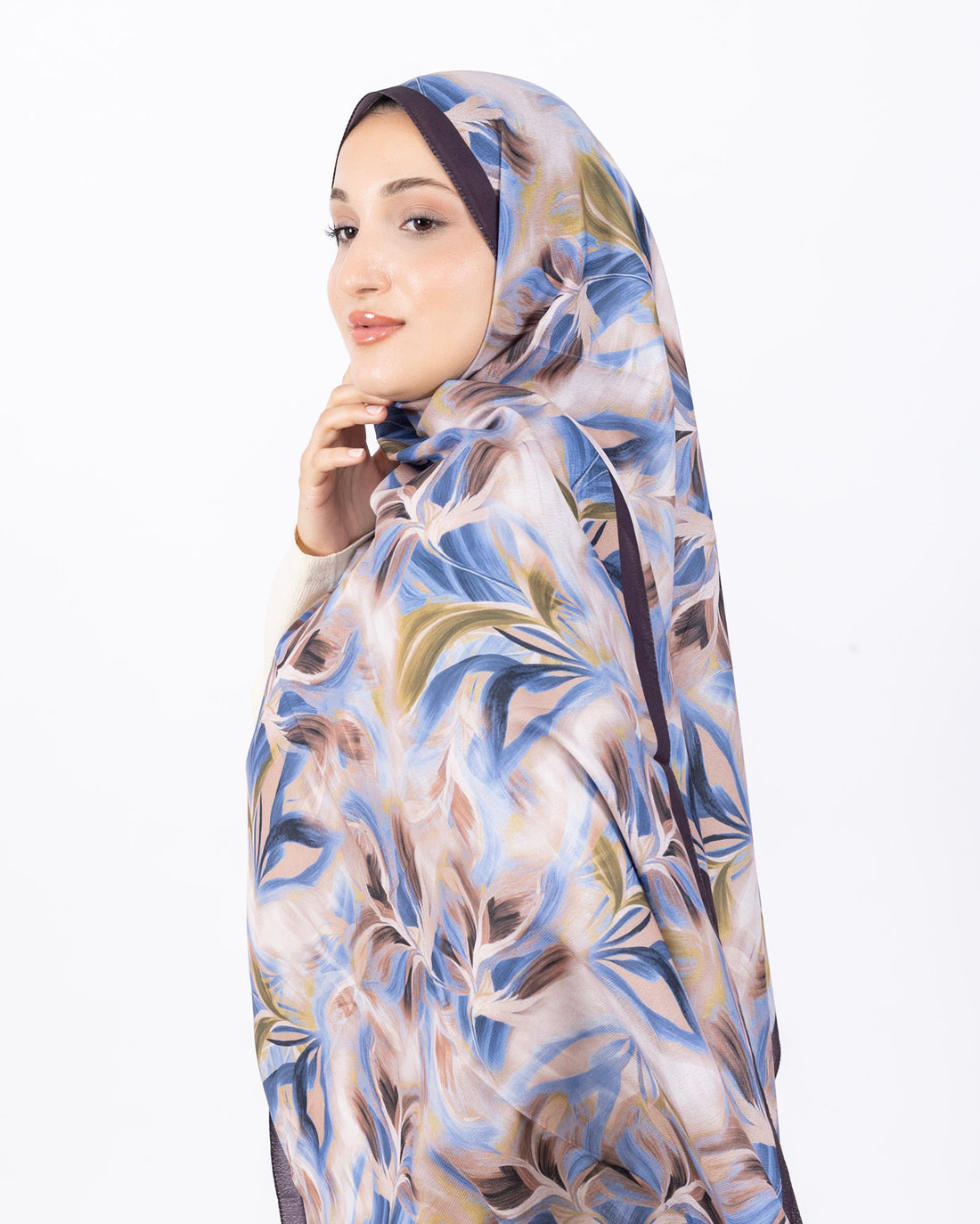 Mikro Soft Şal D011 Koyu Kahverengi, çiçekli desenli, 75 × 185 cm şal – görsel 2