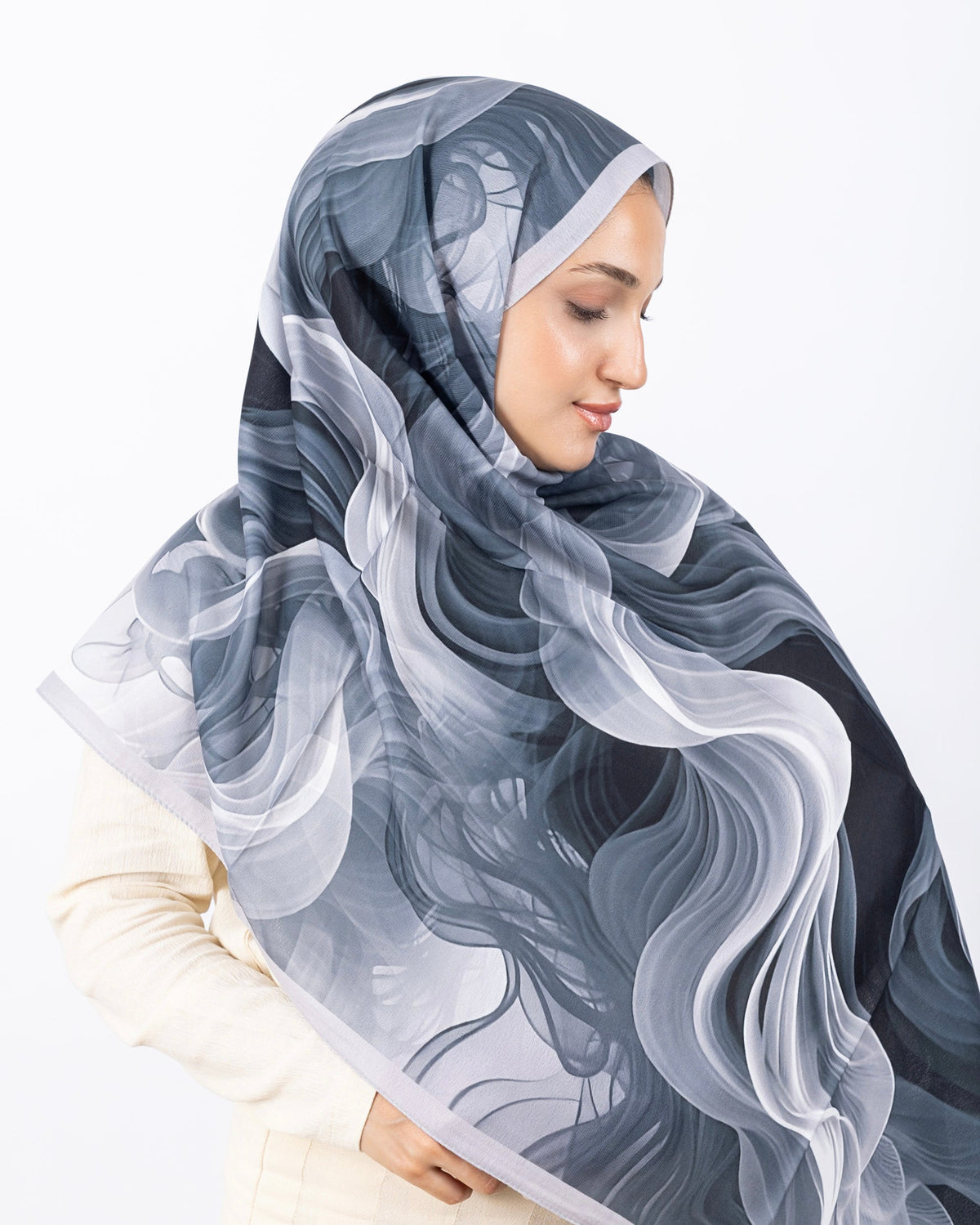 Mikro Soft Şal D012 Gri, çiçekli desenli, 75 × 185 cm şal – görsel 1