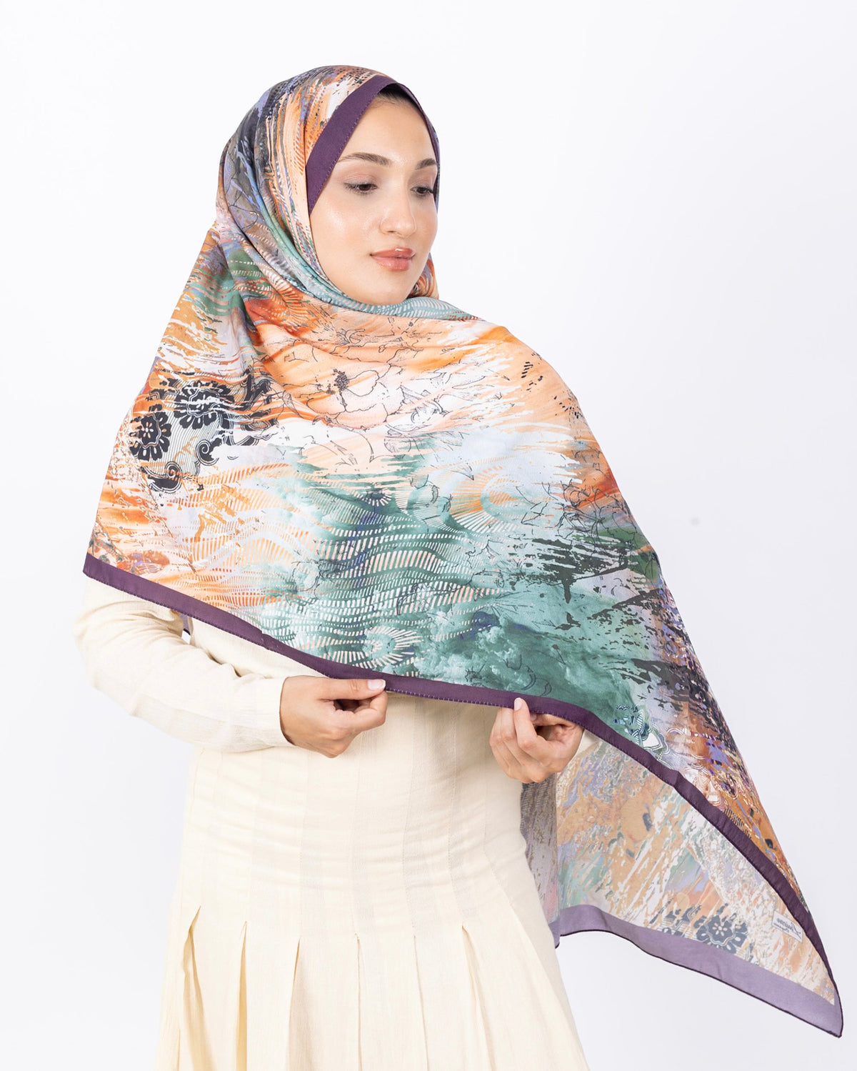 Mikro Soft Şal D016 Mürdüm, çiçekli desenli, 75 × 185 cm şal – görsel 4