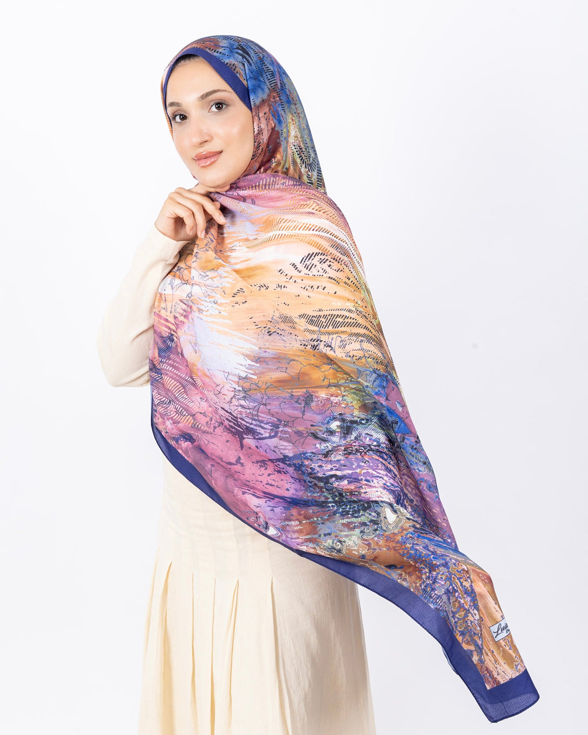 Mikro Soft Şal D016 Lacivert, çiçekli desenli, 75 × 185 cm şal – görsel 1
