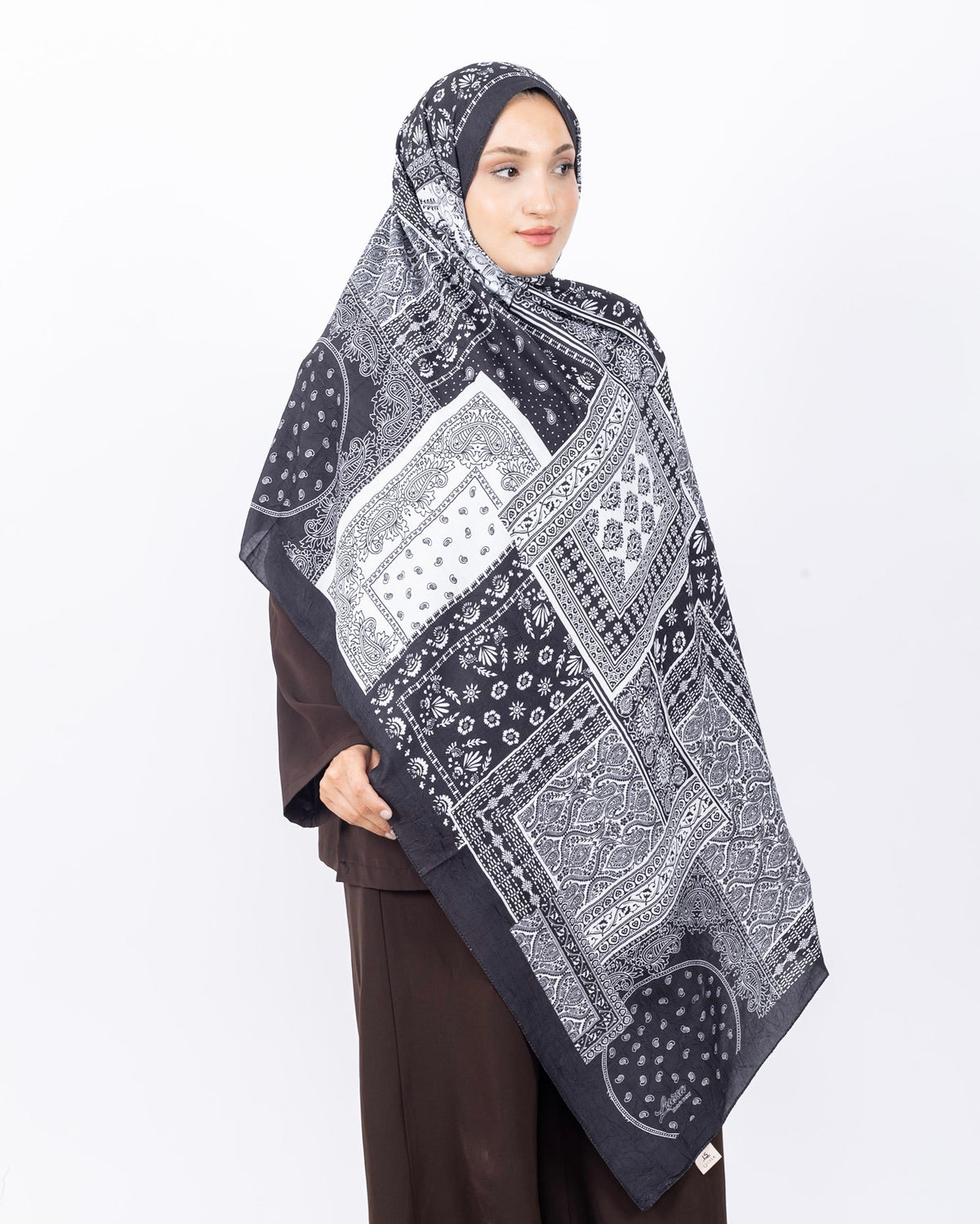Mikro Bambu Kraş Şal D034 Siyah, 75 × 185 cm şal – görsel 2