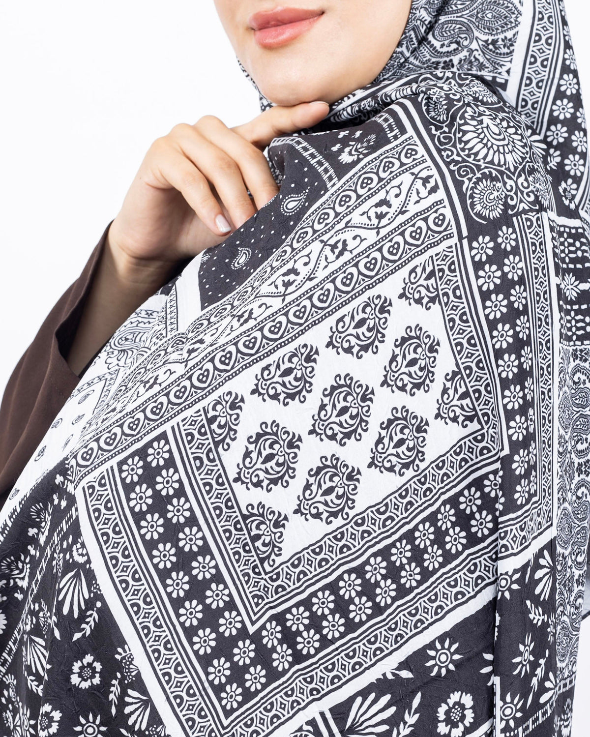 Mikro Bambu Kraş Şal D034 Siyah, 75 × 185 cm şal – görsel 1