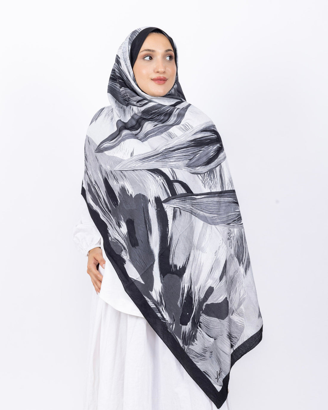 Mikro Bambu Kraş Şal D033 Siyah-Gri, yapraklı desenli, 75 × 185 cm şal – görsel 2