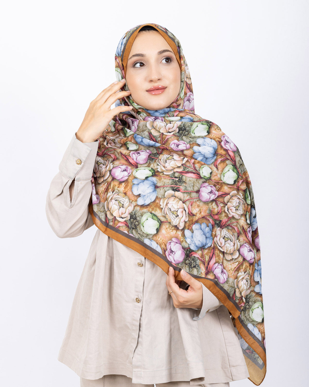 Soft Bambu Kraş Şal D036 Hardal Sarısı, rose desenli, 75 × 185 cm şal – görsel 3