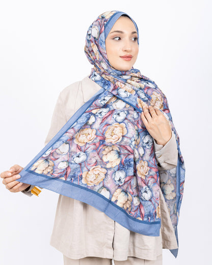 Soft Bambu Kraş Şal D036 Mavi, rose desenli, 75 × 185 cm şal – görsel 3