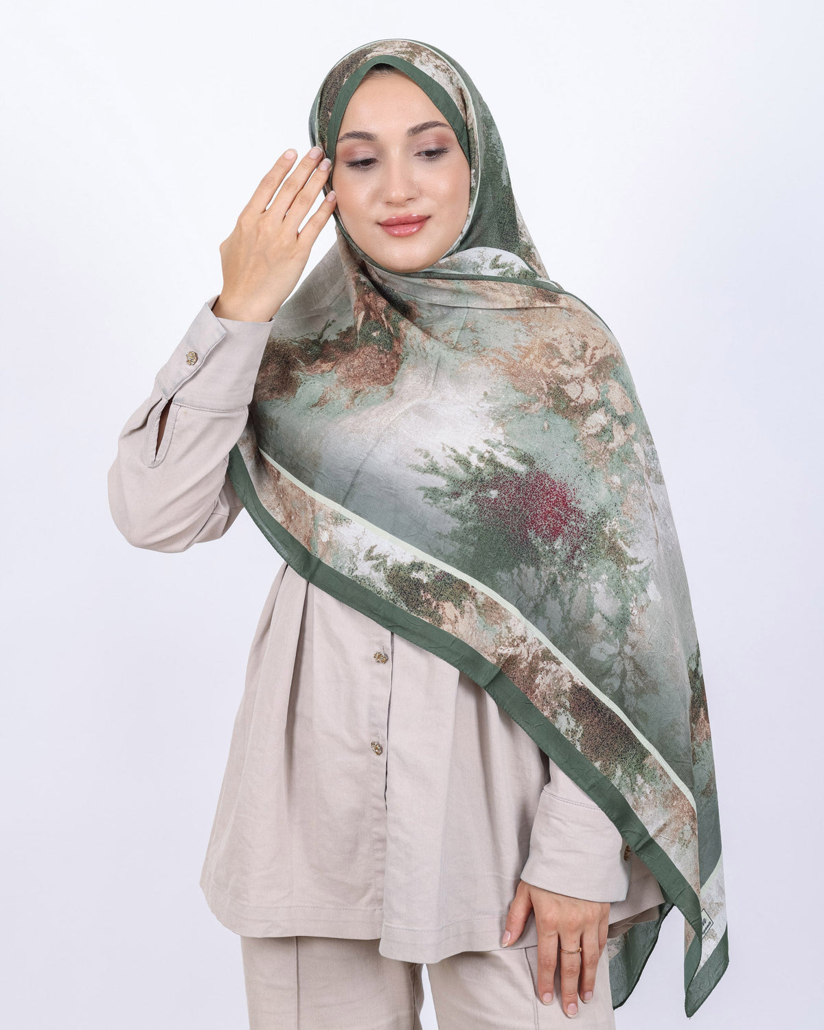 Soft Bambu Kraş Şal D038 Haki Yeşili, 75 × 185 cm şal – görsel 3