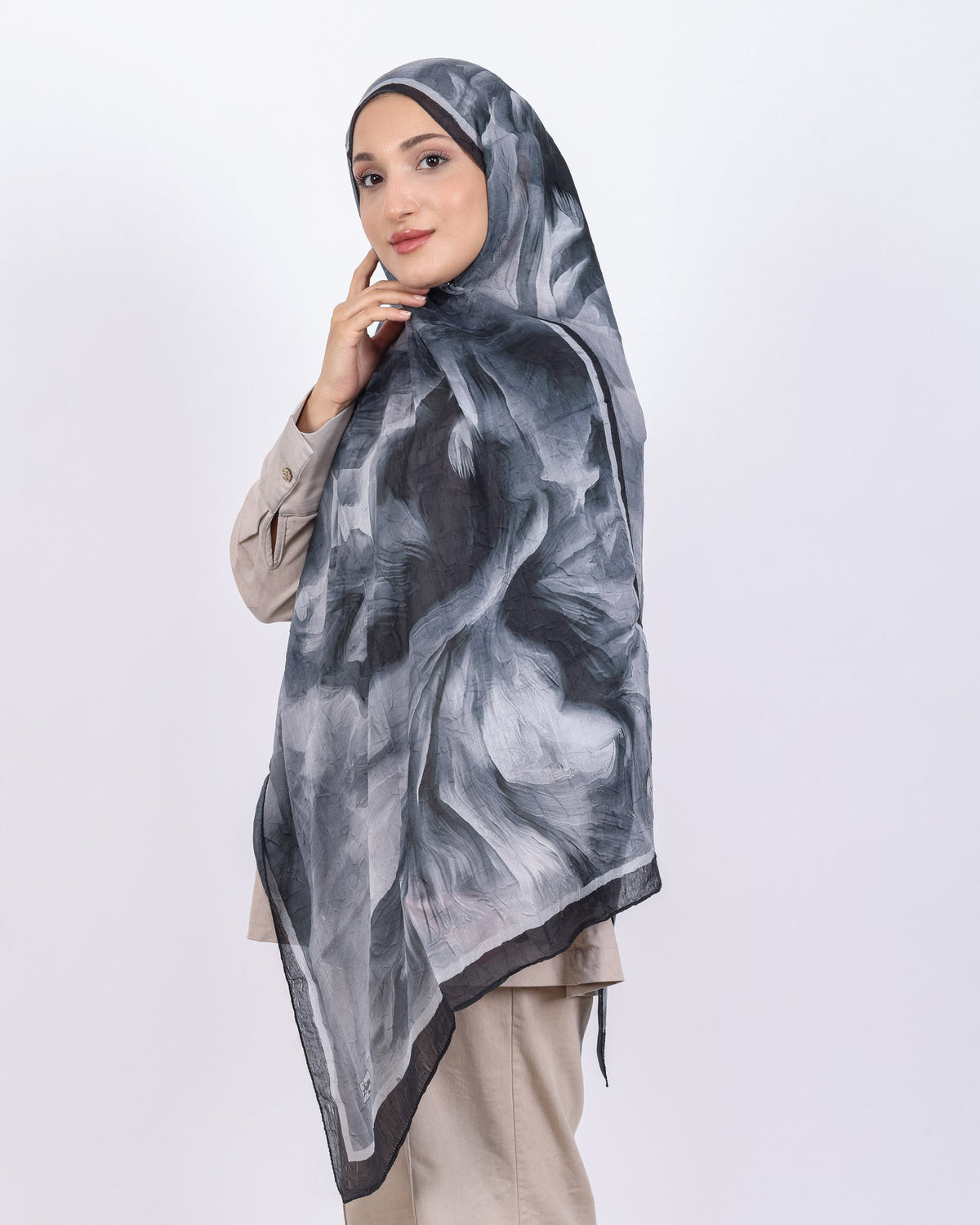 Soft Bambu Kraş Şal D039 Siyah-Gri, 75 × 185 cm şal – görsel 3