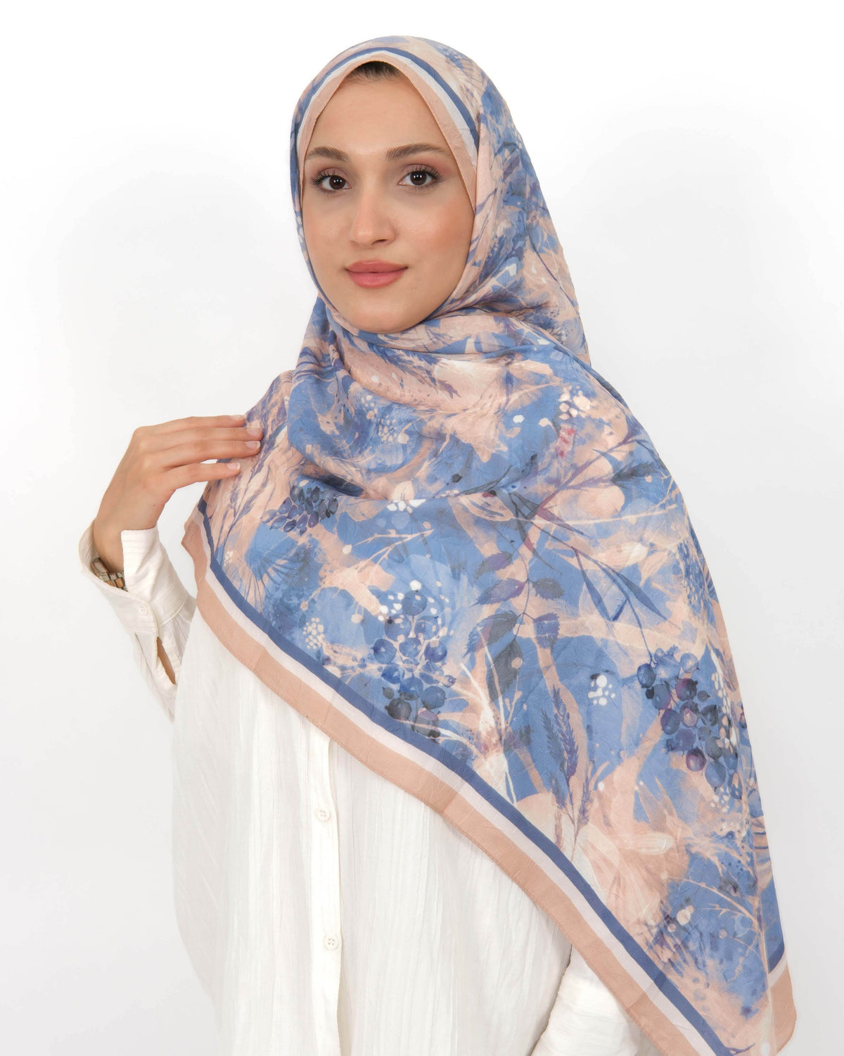 Soft Bambu Kraş Şal D050 Bej, çiçekli desenli, 75 × 185 cm şal – görsel 2