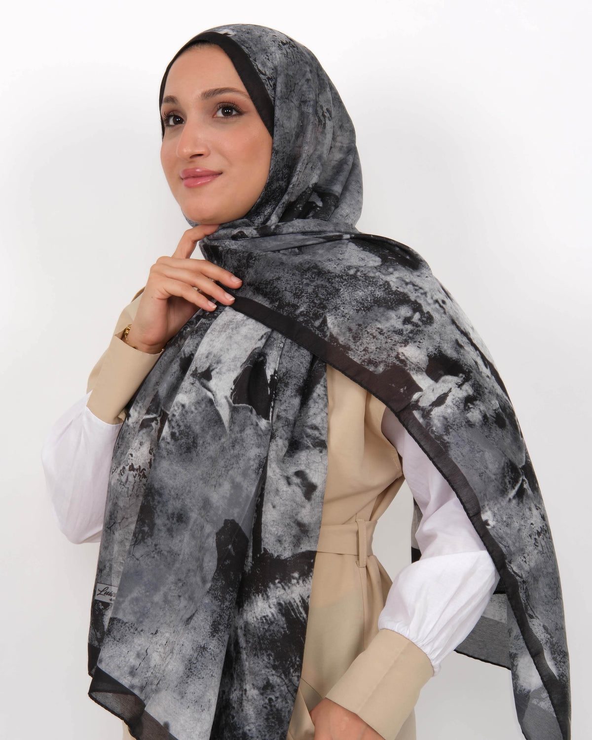 Soft Şal D064 Siyah, 75 × 185 cm şal – görsel 1