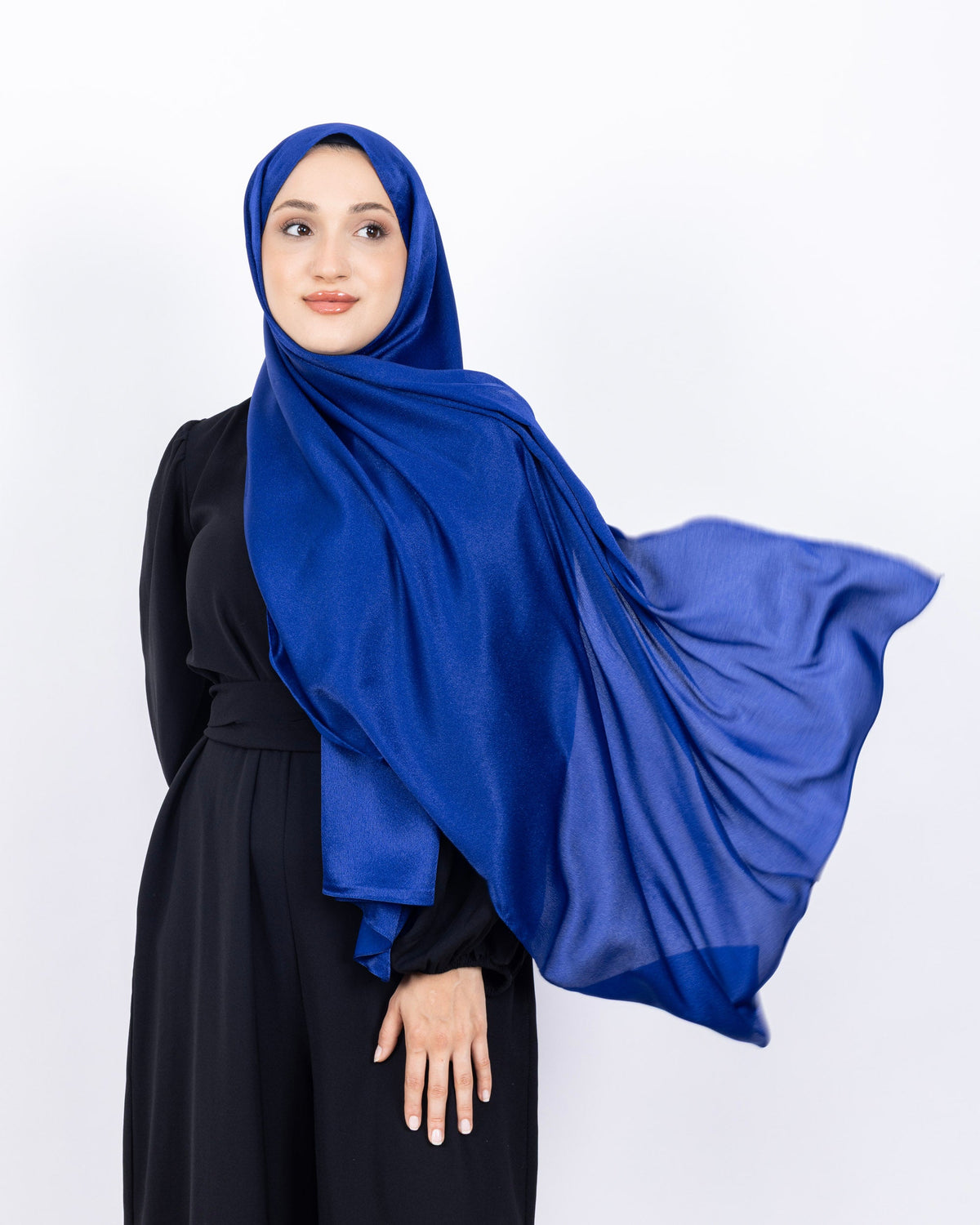 Düz Kristal Şal D019 Saks Mavisi, düz desenli, 75 × 185 cm şal – görsel 3