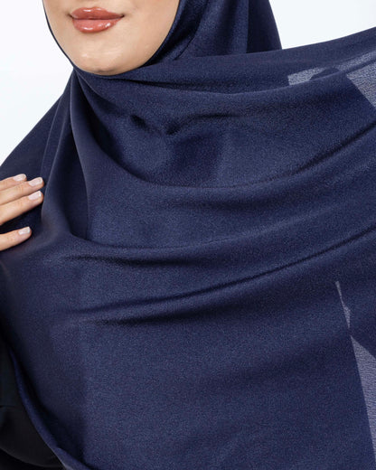 Düz Kristal Şal D019 Lacivert, düz desenli, 75 × 185 cm şal – görsel 4