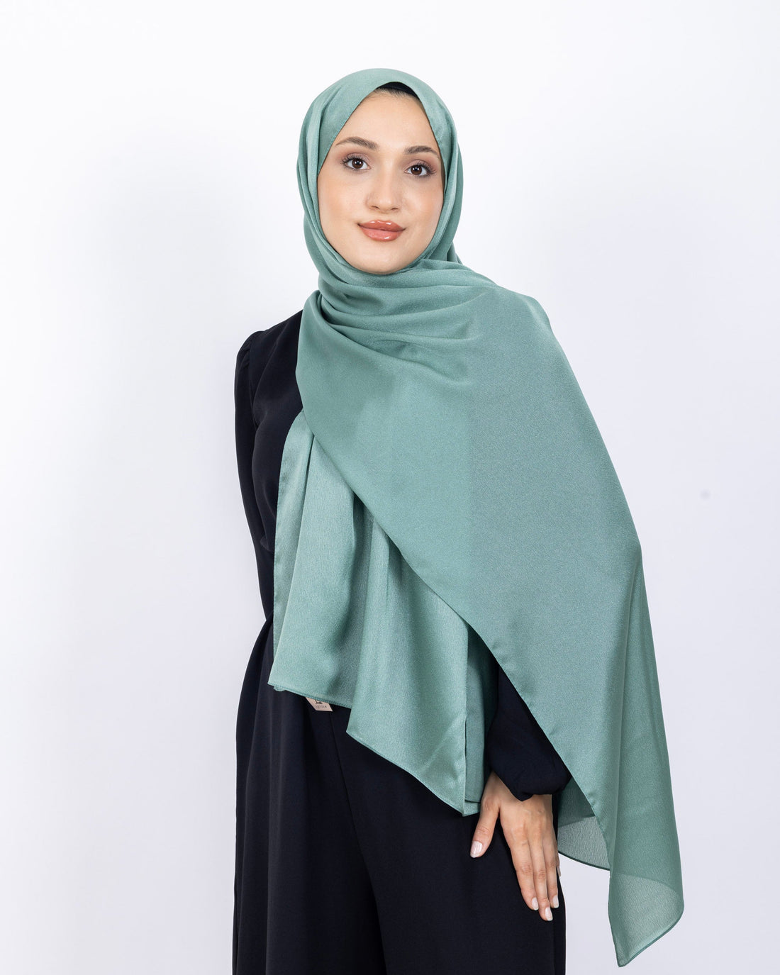 Düz Kristal Şal D019 Su Yeşili, düz desenli, 75 × 185 cm şal – görsel 2