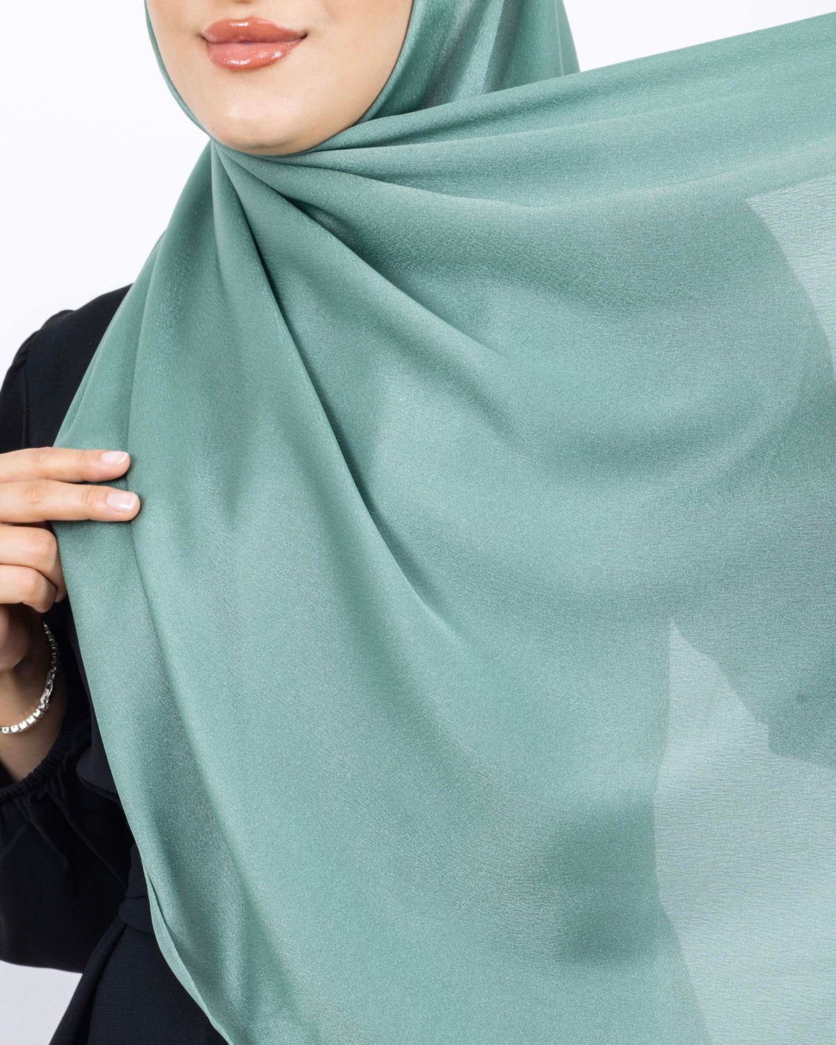 Düz Kristal Şal D019 Su Yeşili, düz desenli, 75 × 185 cm şal – görsel 4