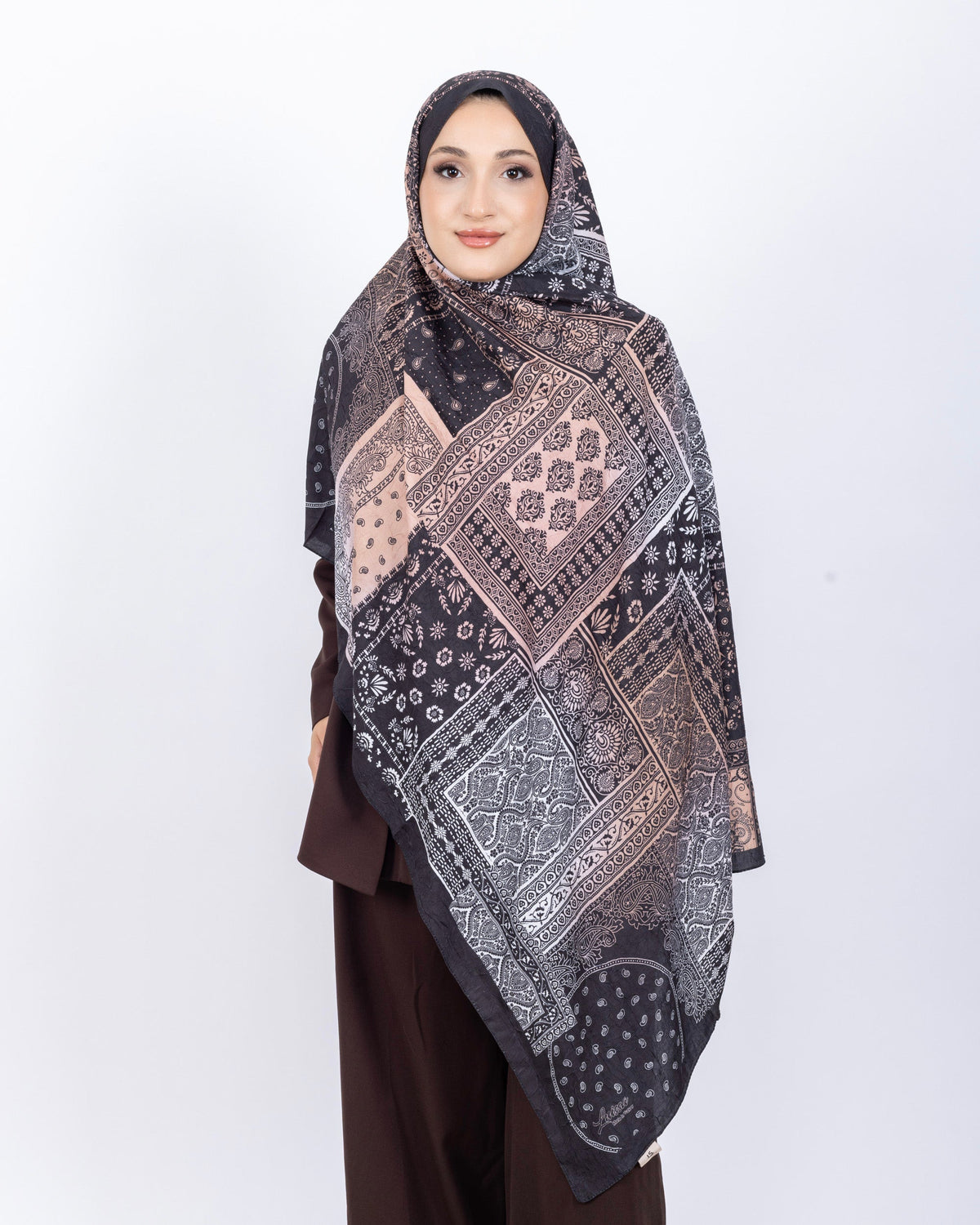 Mikro Bambu Kraş Şal D034 Siyah-Kahve, 75 × 185 cm şal – görsel 2