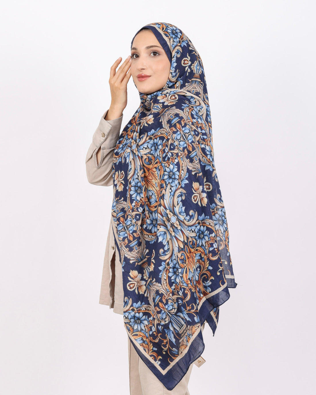 Soft Bambu Kraş Şal D040 Lacivert, çiçekli desenli, 75 × 185 cm şal – görsel 1