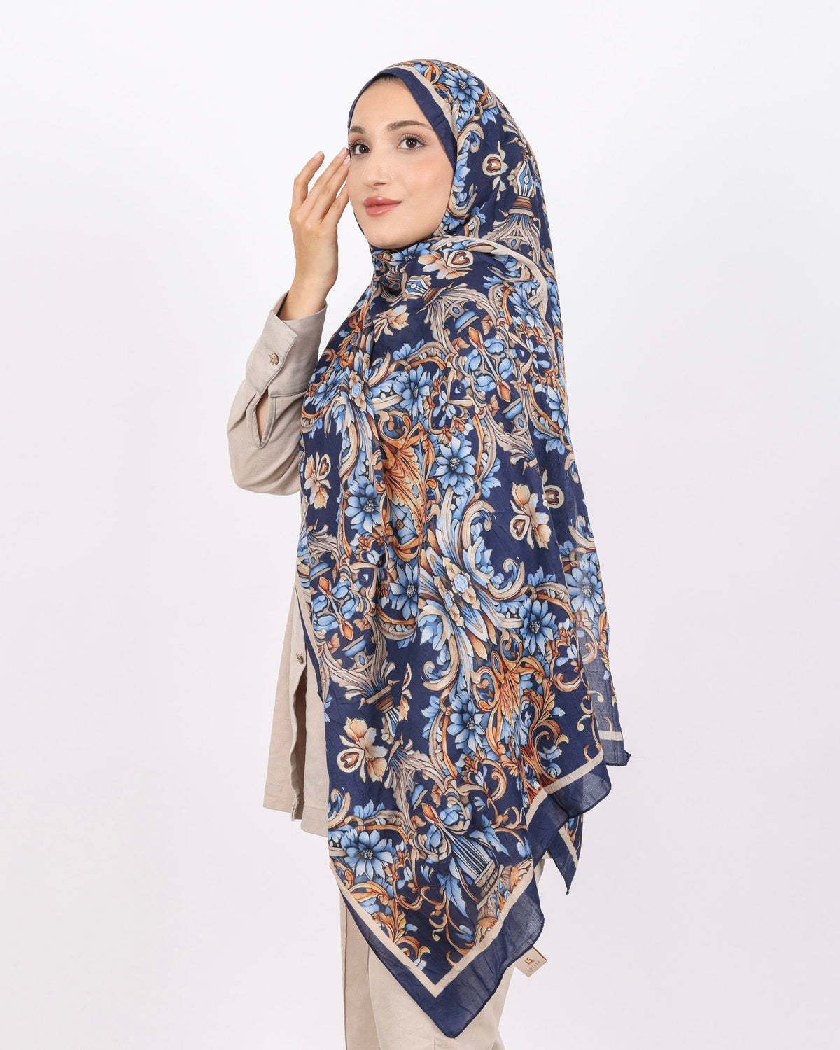 Soft Bambu Kraş Şal D040 Lacivert, çiçekli desenli, 75 × 185 cm şal – görsel 1