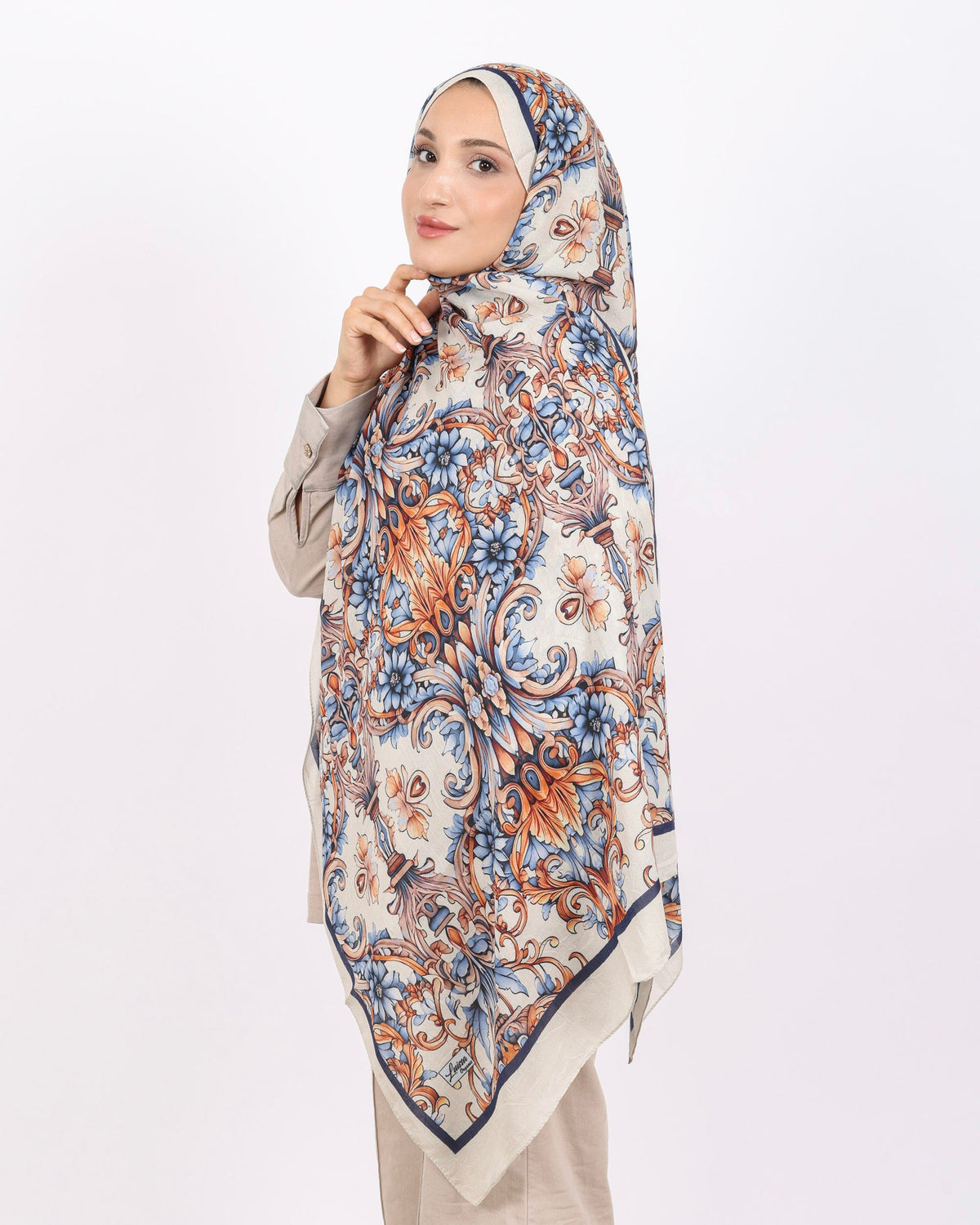 Soft Bambu Kraş Şal D040 Taş Rengi, çiçekli desenli, 75 × 185 cm şal – görsel 3