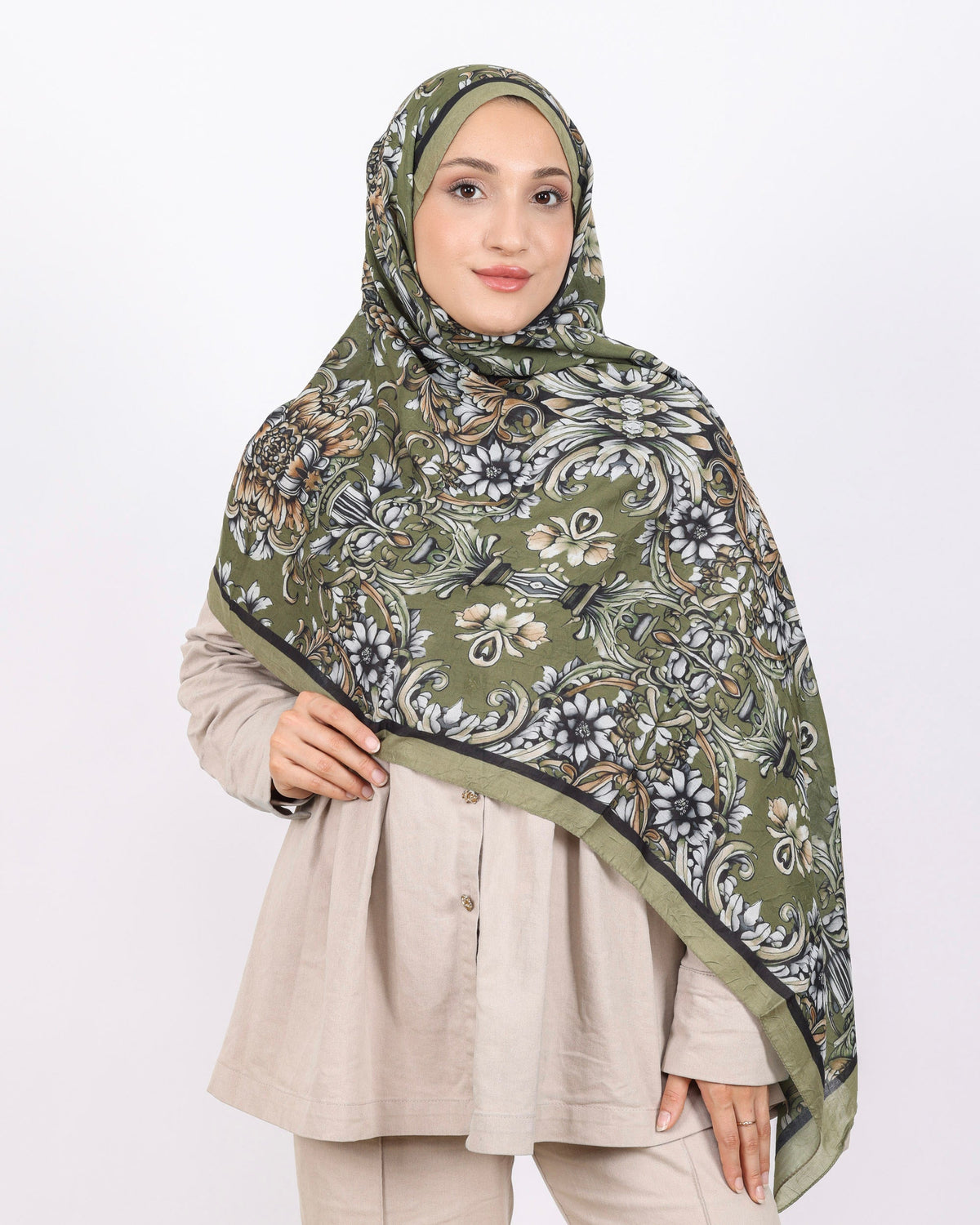 Soft Bambu Kraş Şal D040 Zeytin Yeşili, çiçekli desenli, 75 × 185 cm şal – görsel 3