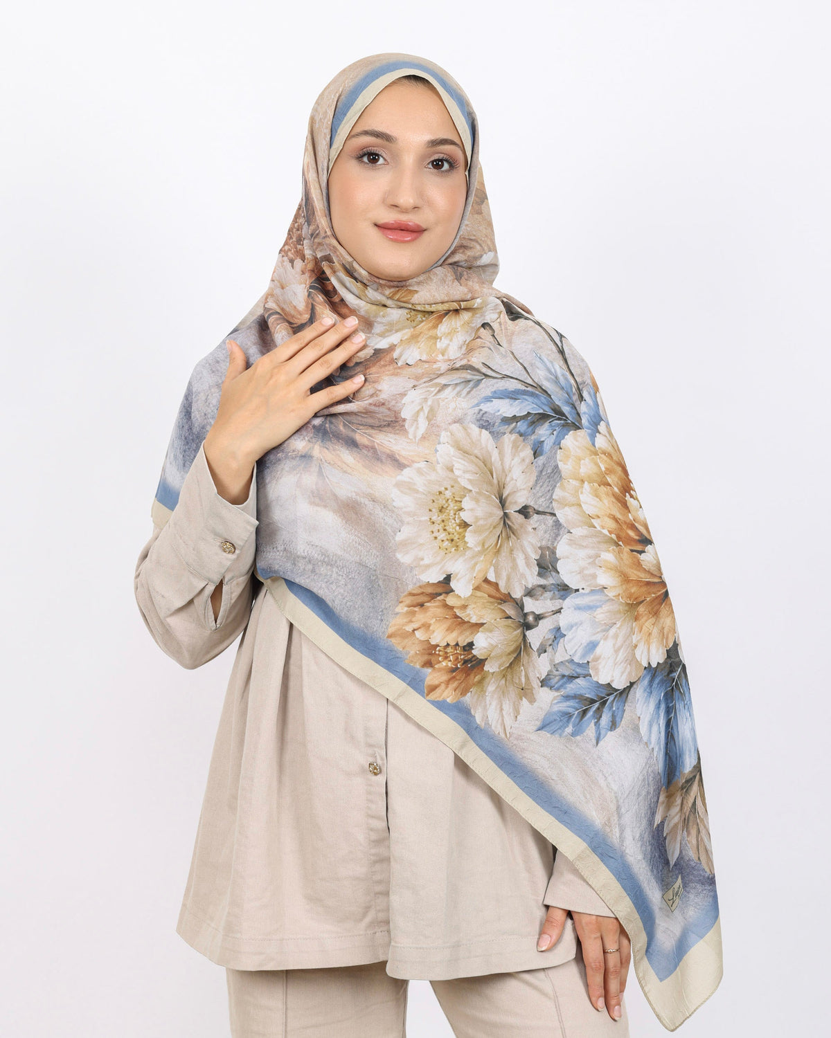 Soft Bambu Kraş Şal D041 Taş Rengi, çiçekli desenli, 75 × 185 cm şal – görsel 3