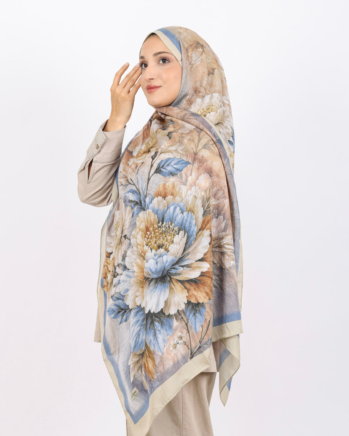 Soft Bambu Kraş Şal D041 Taş Rengi, çiçekli desenli, 75 × 185 cm şal – görsel 1