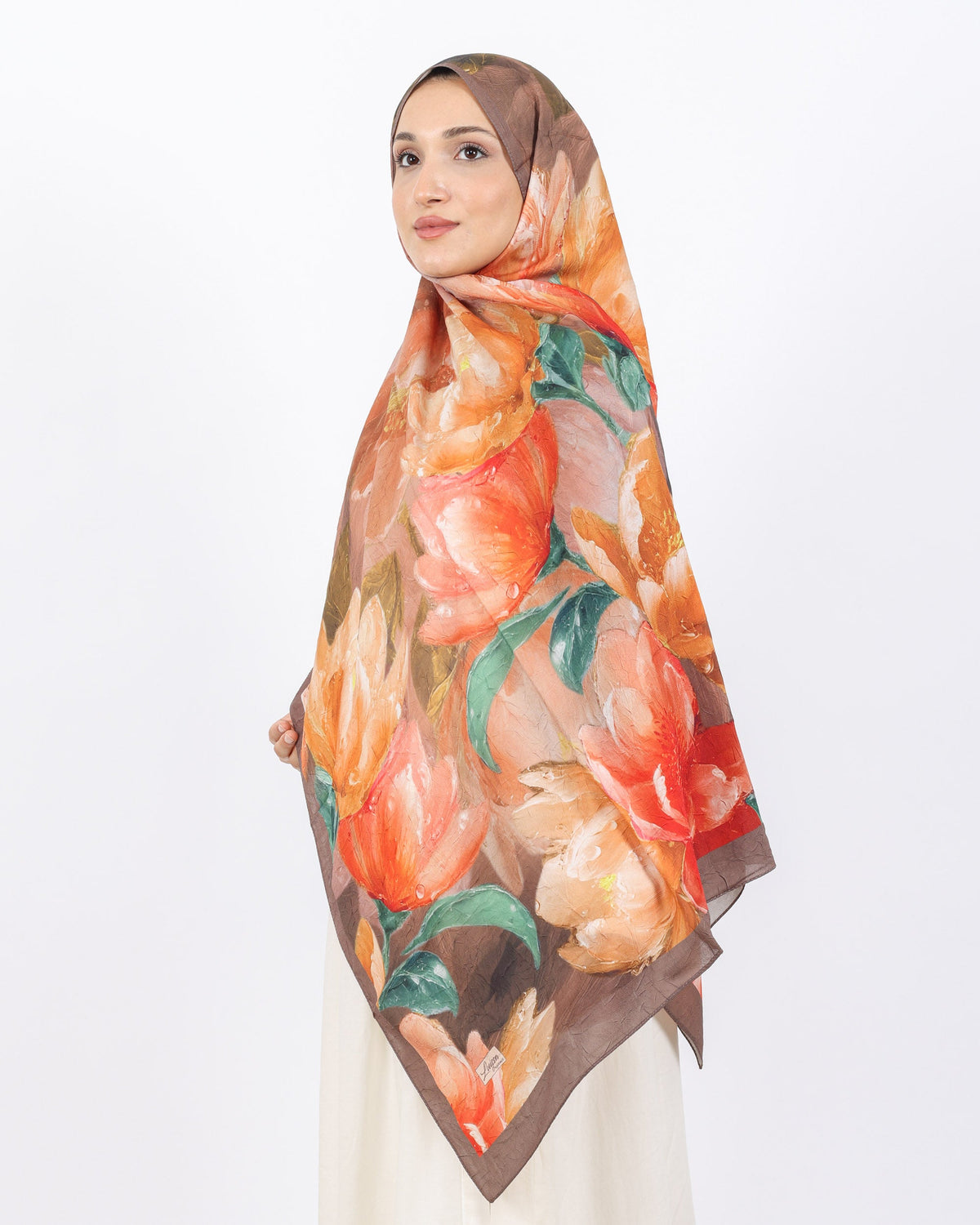 Soft Bambu Kraş Şal D054 Kahverengi, çiçekli desenli, 75 × 185 cm şal – görsel 3