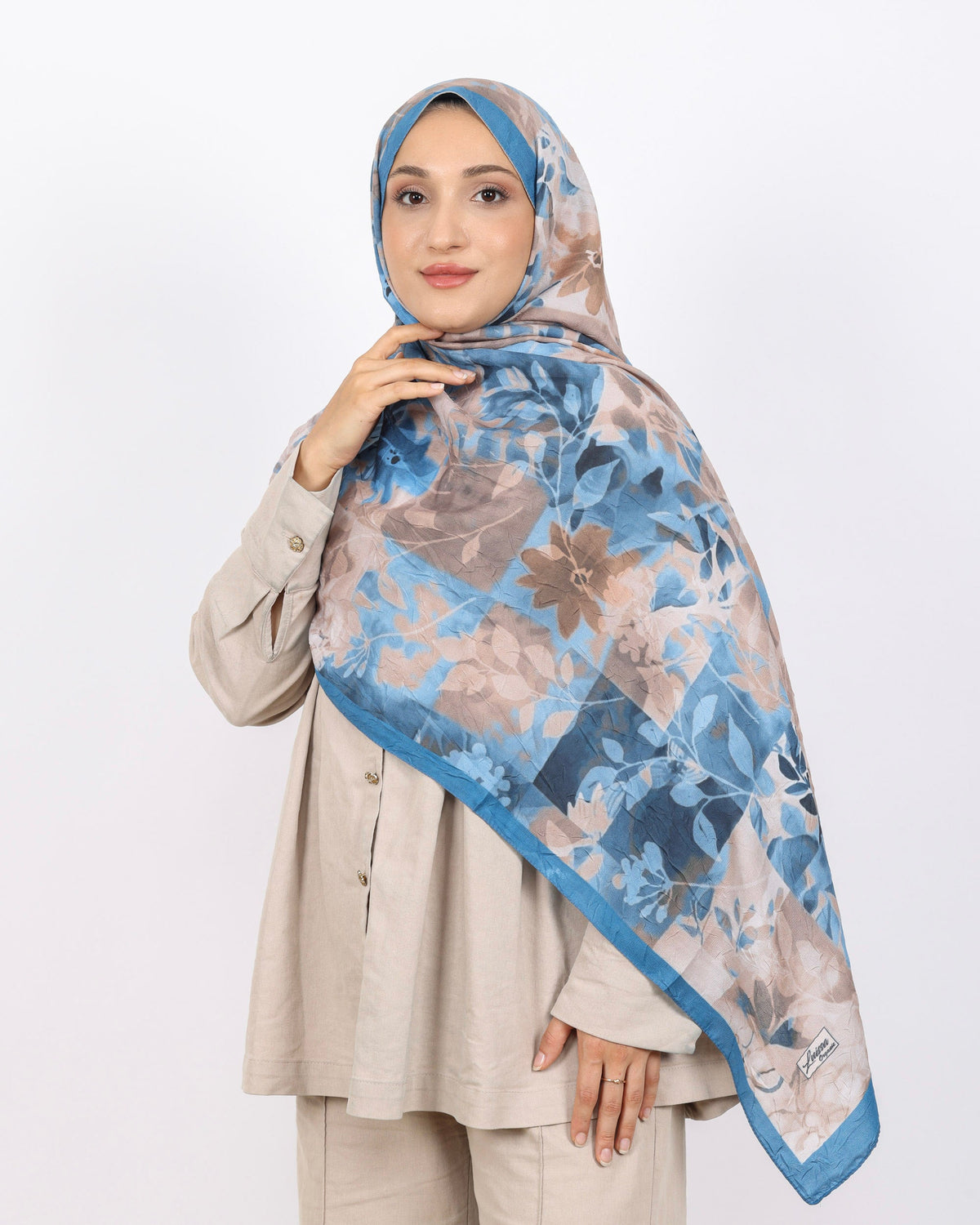 Soft Bambu Kraş Şal D042 indigo Mavi, İndigo Mavi renk, çiçekli desenli, 75 × 185 cm şal – görsel 3