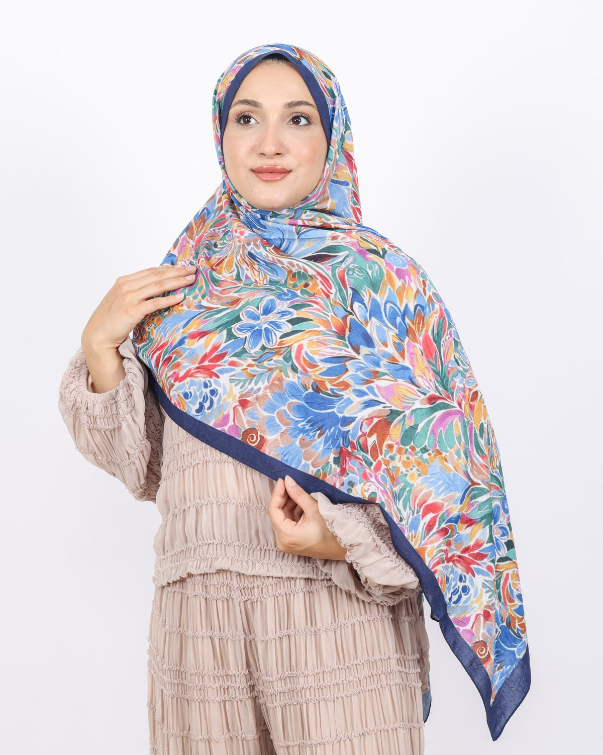 Soft Bambu Kraş Şal D047 Lacivert-Kiremit, çiçekli desenli, 75 × 185 cm şal – görsel 3