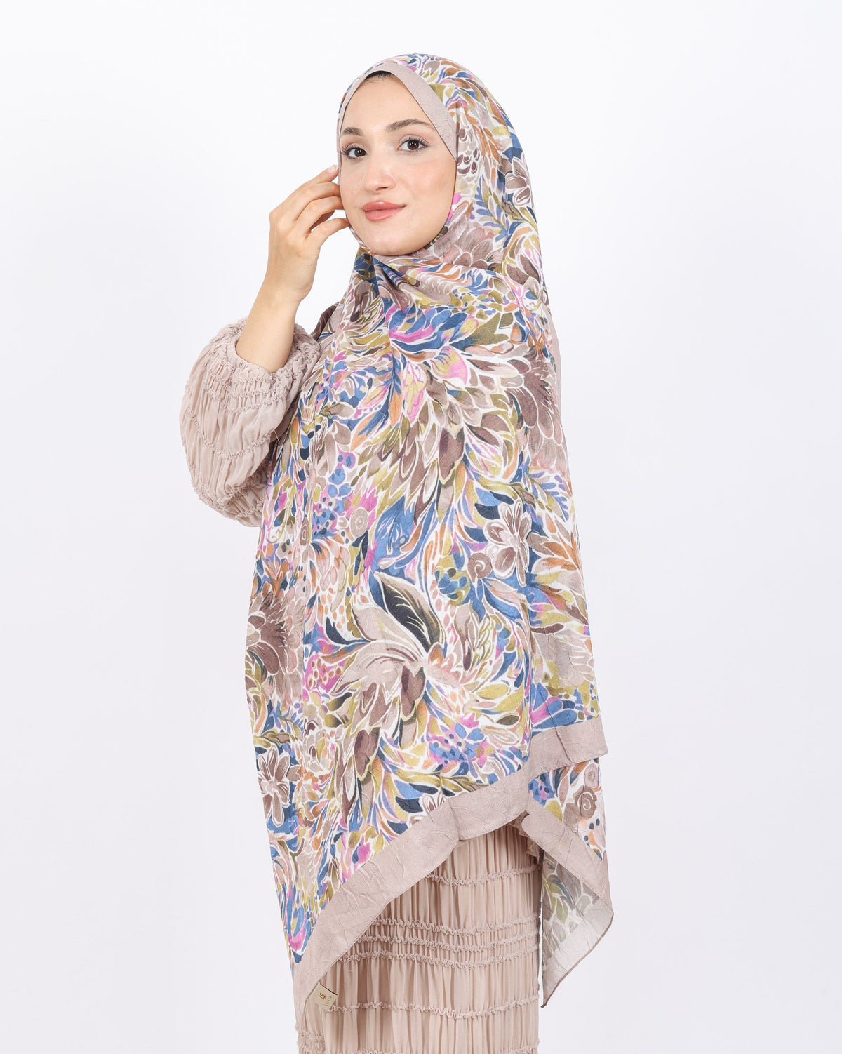 Soft Bambu Kraş Şal D047 Bej, çiçekli desenli, 75 × 185 cm şal – görsel 3