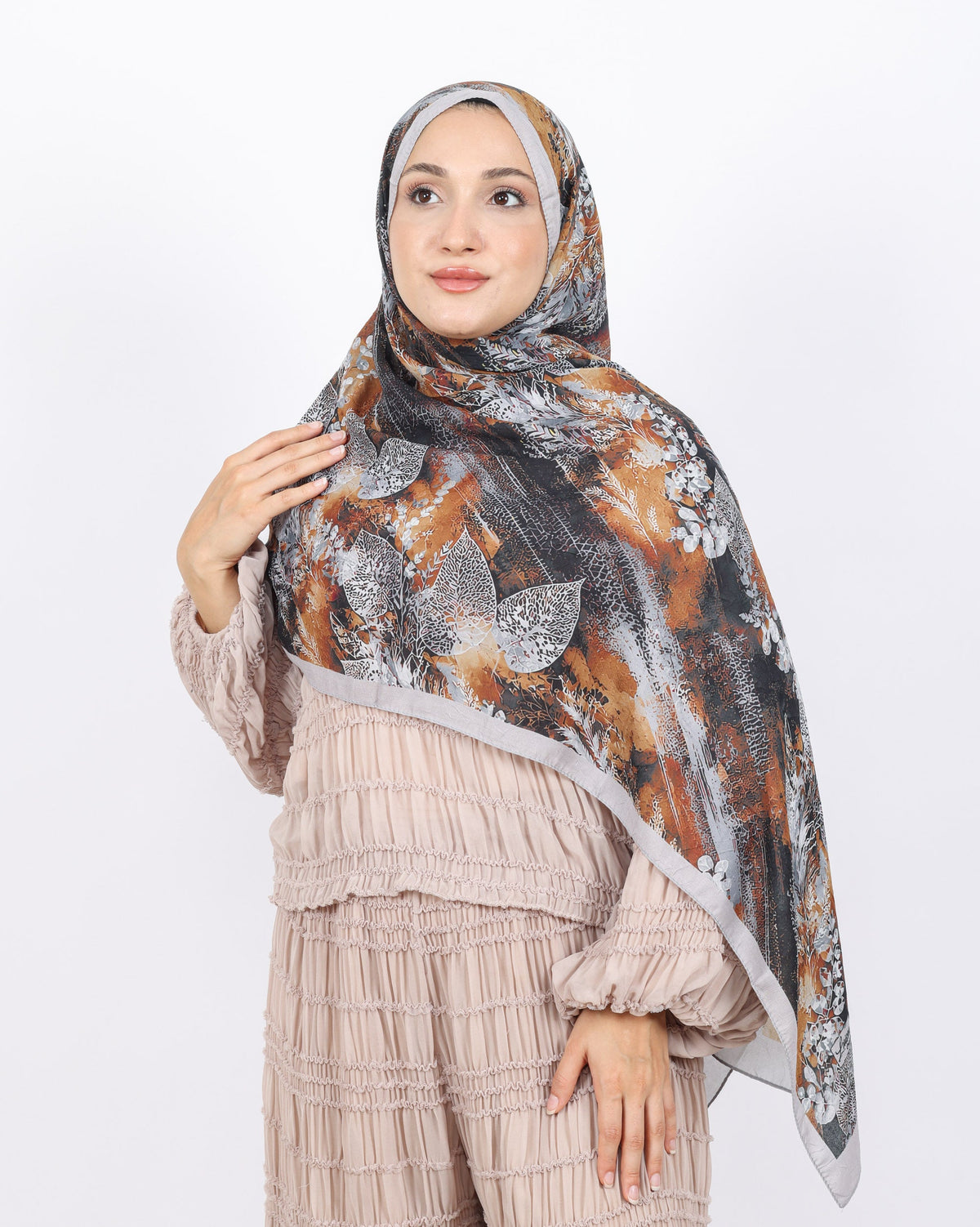 Soft Bambu Kraş Şal D048 Taş Rengi, yapraklı desenli, 75 × 185 cm şal – görsel 2