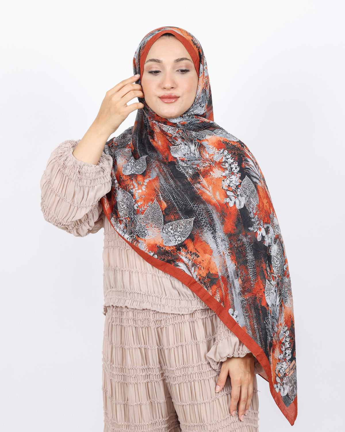 Soft Bambu Kraş Şal D048 Kiremit, yapraklı desenli, 75 × 185 cm şal – görsel 2