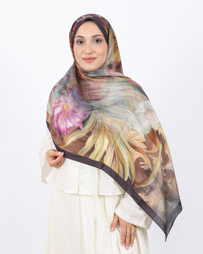 Soft Bambu Kraş Şal D055 Koyu Kahverengi, çiçekli desenli, 75 × 185 cm şal – görsel 3