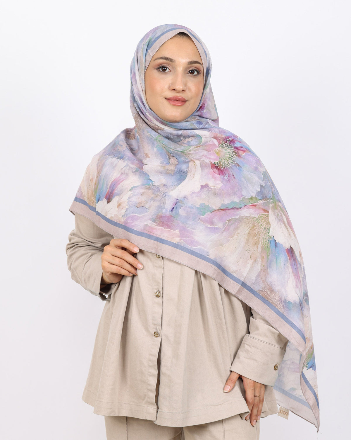 Soft Bambu Kraş Şal D044 Vizon, çiçekli desenli, 75 × 185 cm şal – görsel 3