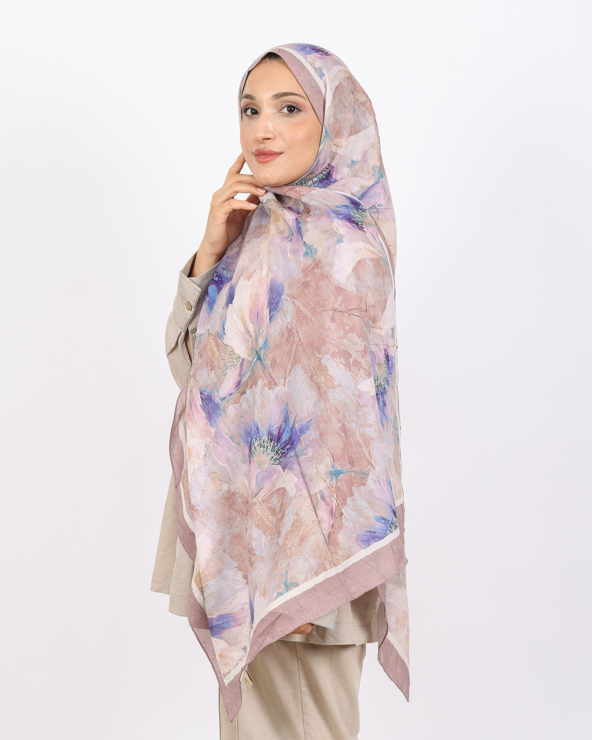 Soft Bambu Kraş Şal D044 Pudra, çiçekli desenli, 75 × 185 cm şal – görsel 3